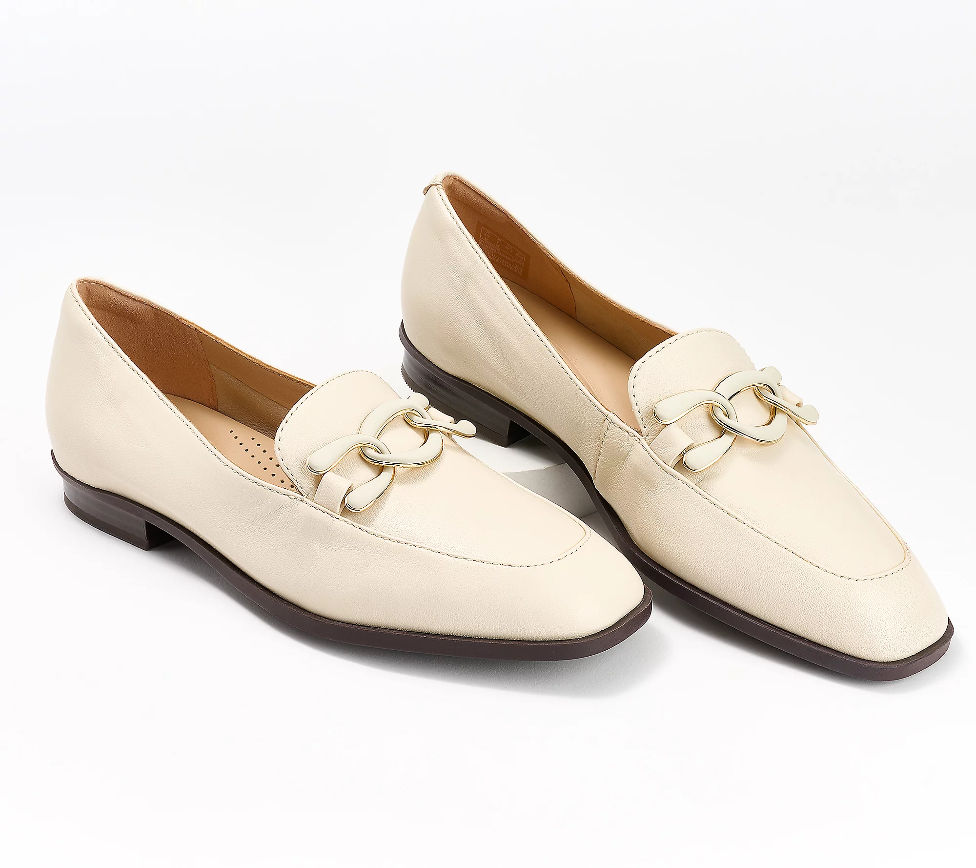 You are currently viewing Podiatrist-Approved Clarks Shoes *Are* Cute (and These 6 Styles Are Here to Prove It)