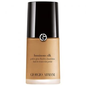Read more about the article Get Pore Perfection with These 14 Best Foundations for Acne-Prone Skin