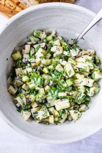 Read more about the article 4 Plant-Based, Protein-Rich Lunch Recipes That Require (Practically) Zero Prep