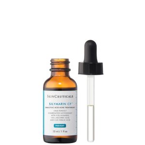 Read more about the article Clinique Is Having a Major Resurgence—Here Are the Classic Essentials That Stand the Test of Time