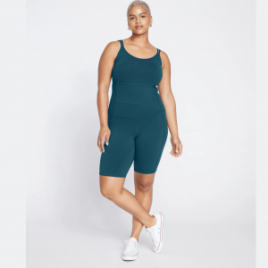 Read more about the article The 17 Best Pieces of Low-Impact Workout Gear for Your Soft Girl Era