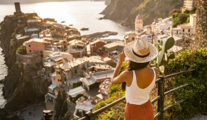 Read more about the article ‘I’m a Neurologist, and There Are 3 Reasons You Get More Headaches in the Summer’