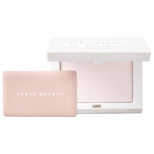 Read more about the article These Are the Exact 2 Makeup Products Simone Biles Used Before Winning Gold in Paris