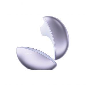 Read more about the article This Clitoral Vibrator Doubles as a Galaxy Projector, so You Can Set the Mood for ‘Me Time’ That’s Out of This World