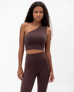 Read more about the article This Olympian-Loved Swim Brand Just Launched Activewear You’ll Need for Fall Work, Play, and Exercise—and We Want Every Single Piece