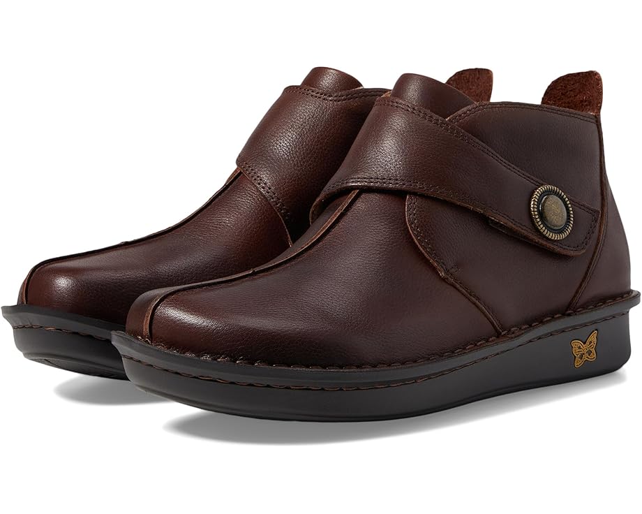 You are currently viewing 13 Booties with Arch Support That Keep You Comfortable (and Cute!) All Day