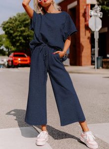 Read more about the article FYI: These 12 Loungewear Sets Are Unbelievably Comfy—and They’re All Under $50