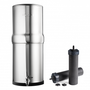 Read more about the article I Traded My Brita for This Plastic-Free Water Filter System, and I’m Never Going Back