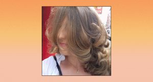 Read more about the article How Coloring My Hair After Chemotherapy Helped Me Feel Like Myself Again